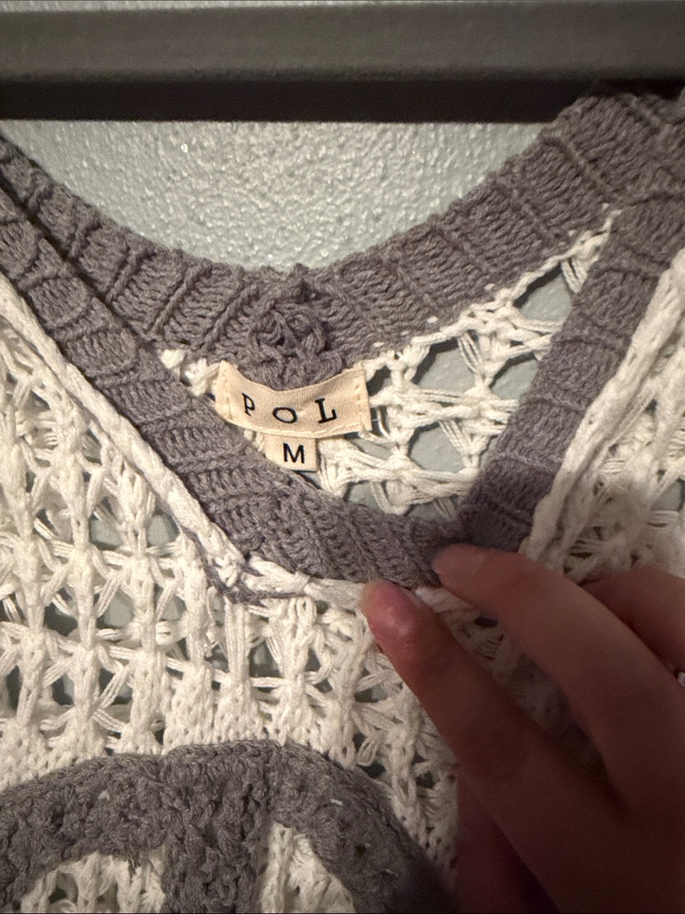 POL Open-Knit Cream Sweater with Gray Peace Sign Trim - Picture 2 of 4